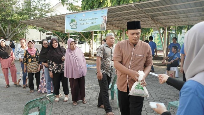 Pegadaian Distribusikan 913 Hewan Kurban ke Pondok Pesantren dan Masyarakat di Berbagai Wilayah